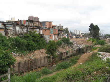 Comunidade Rocinha aguardando negociações