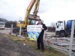 Sheridan protest in fornt bulldozer Dale Farm