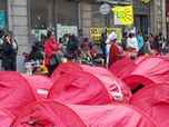 Logement_retour des tentes rue de la Banque.5